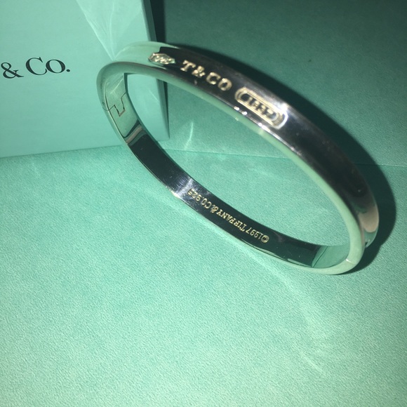 Tiffany & Co Bangle Bracelet Oval Hinged 925S 1997